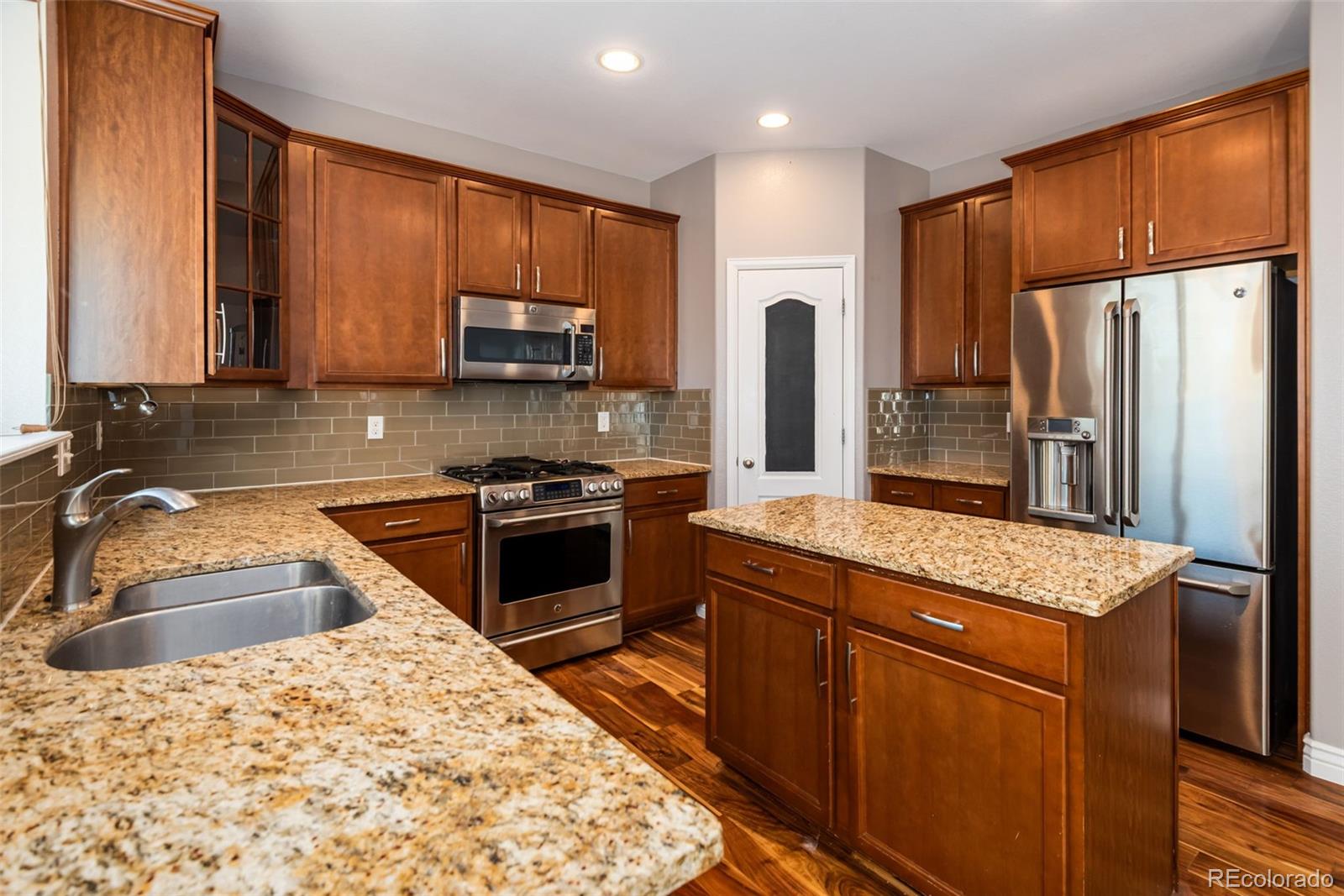 MLS Image #5 for 8172  el jebel loop,castle rock, Colorado