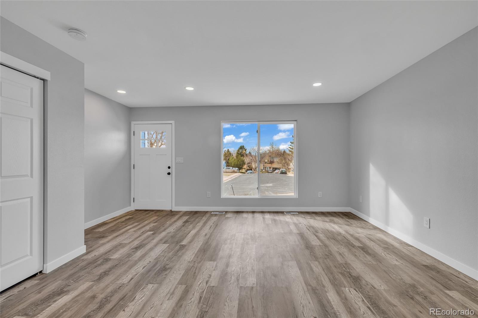 MLS Image #4 for 9984  travis street,thornton, Colorado