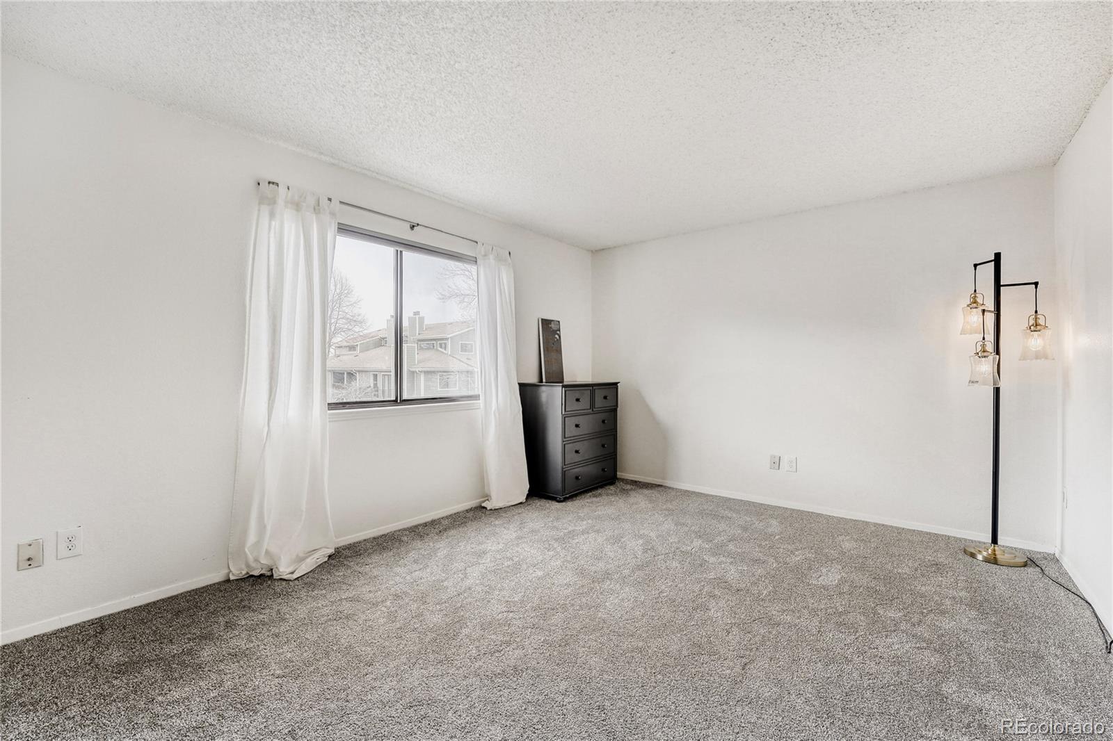 MLS Image #11 for 540 s forest street 206,denver, Colorado
