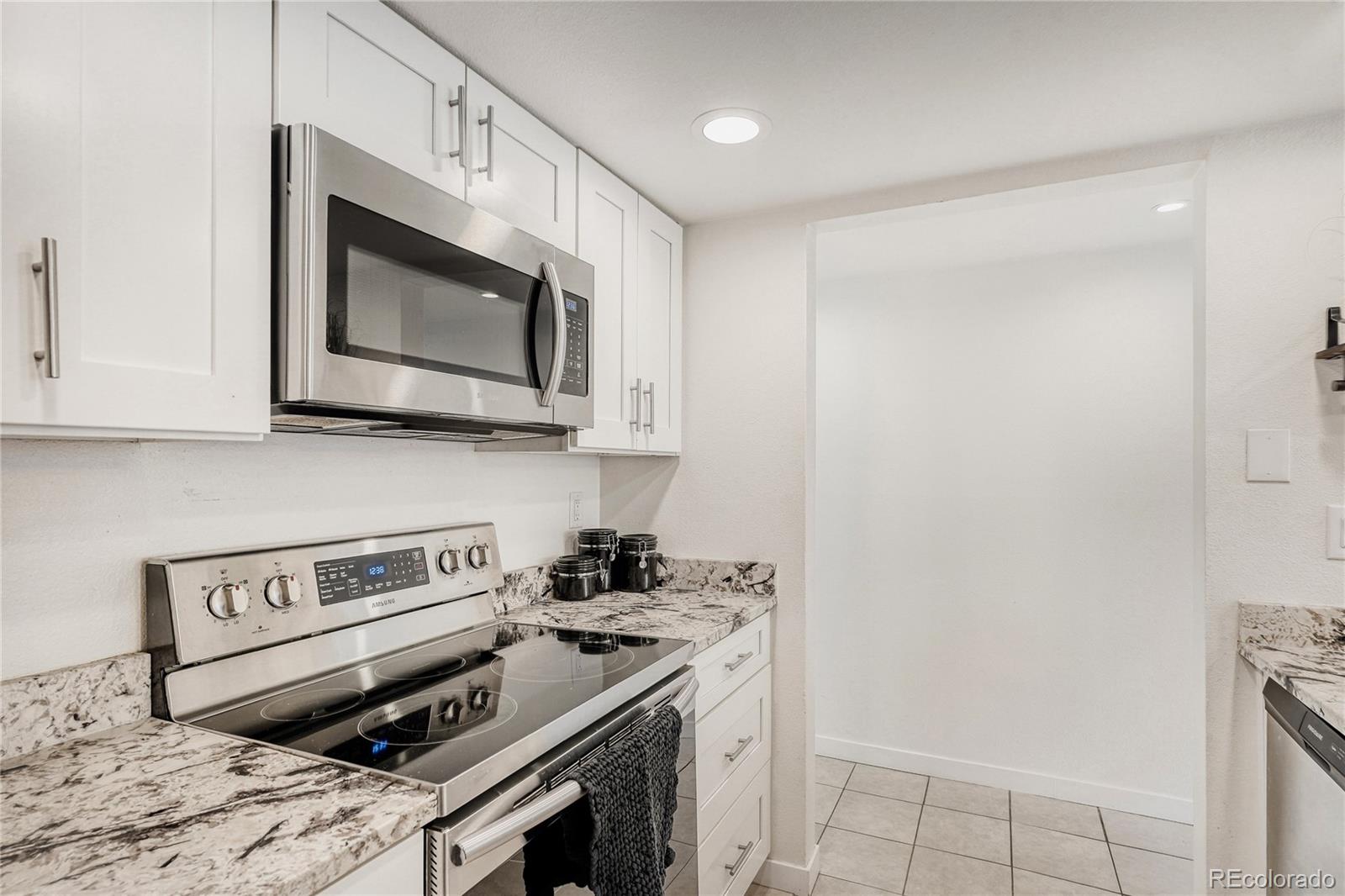 MLS Image #9 for 540 s forest street 206,denver, Colorado