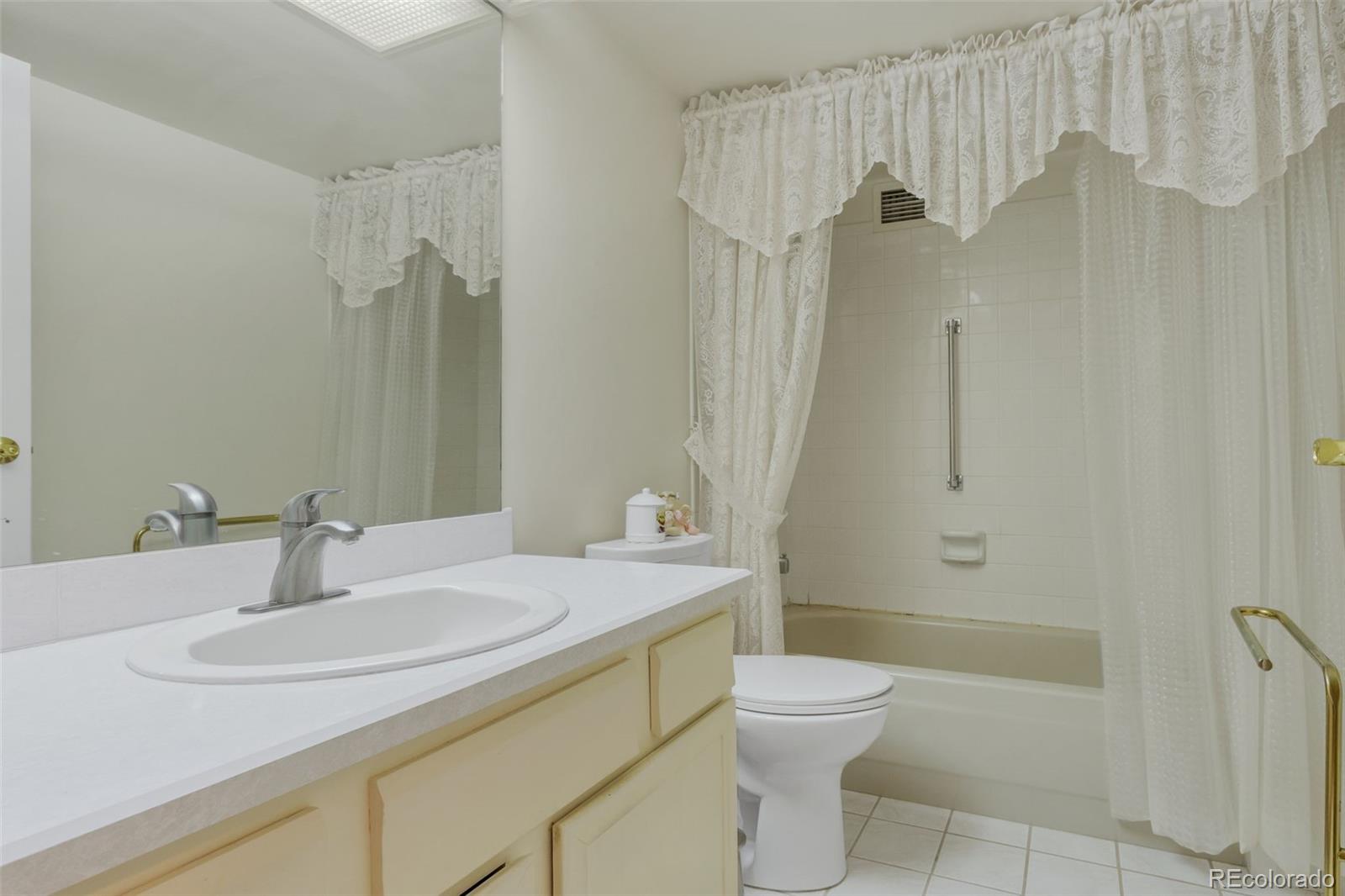 MLS Image #14 for 13691 e marina drive 301,aurora, Colorado