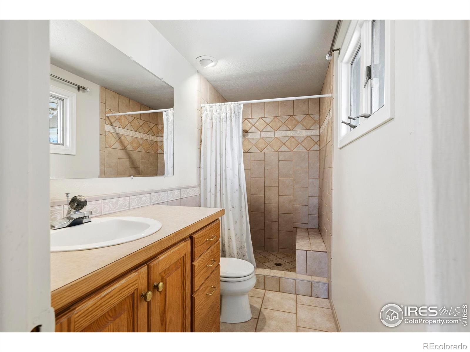 MLS Image #17 for 2332  fountain drive,loveland, Colorado