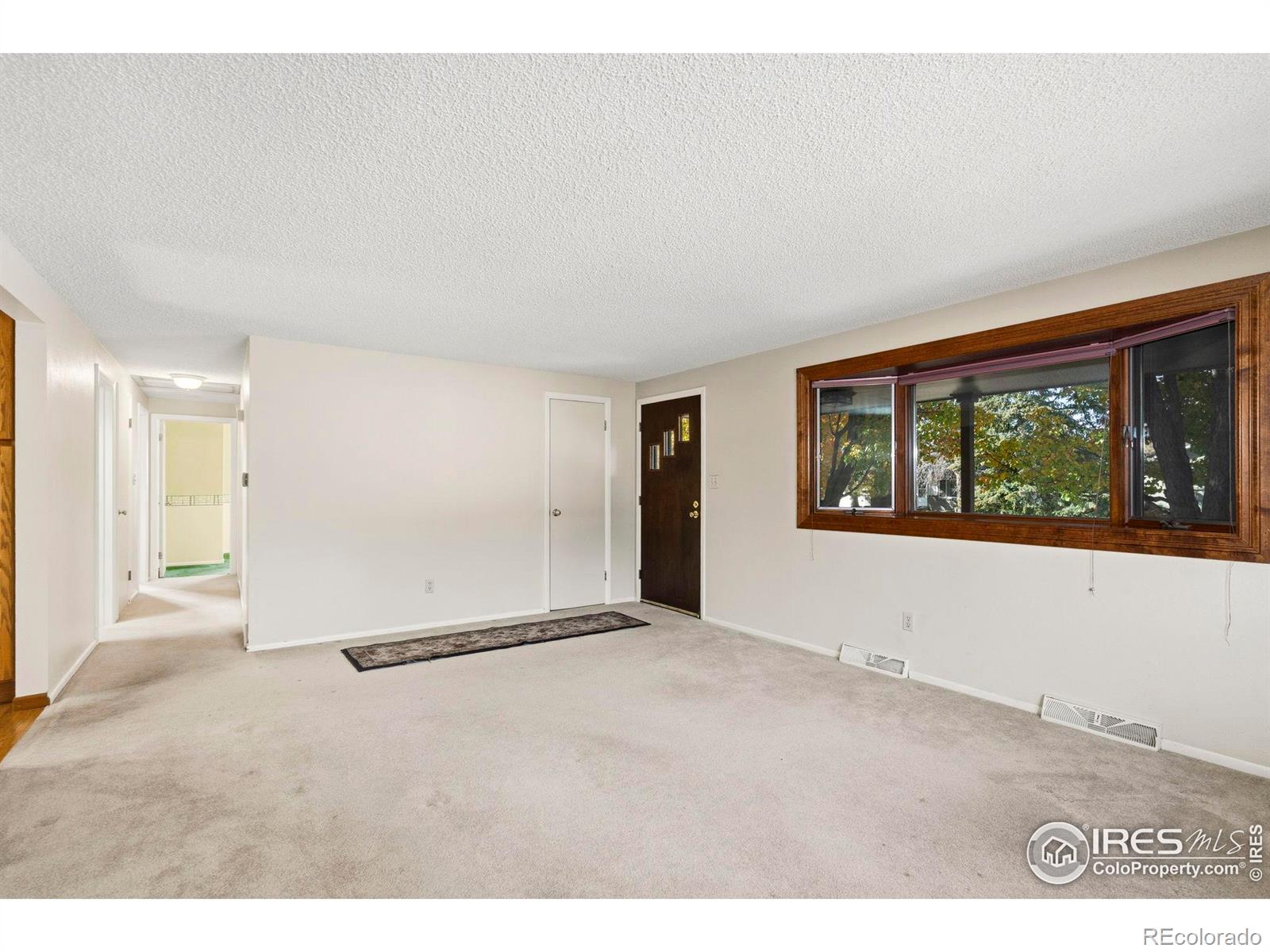 MLS Image #4 for 2332  fountain drive,loveland, Colorado