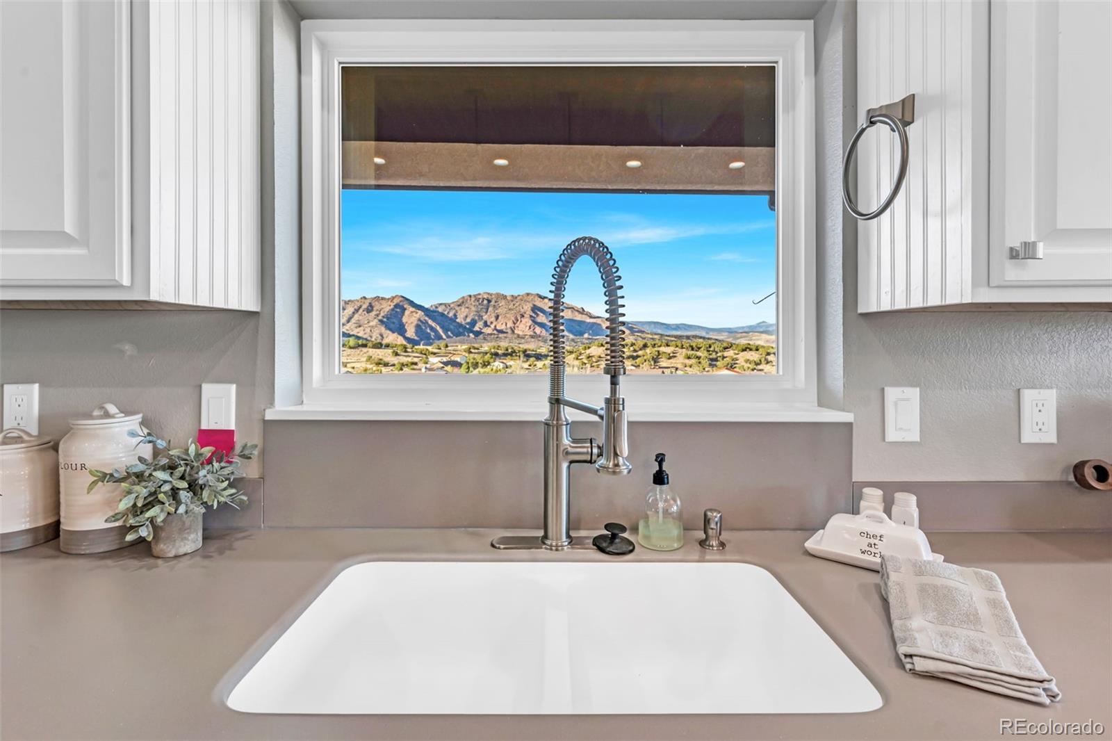 MLS Image #10 for 29  kyndra court,canon city, Colorado