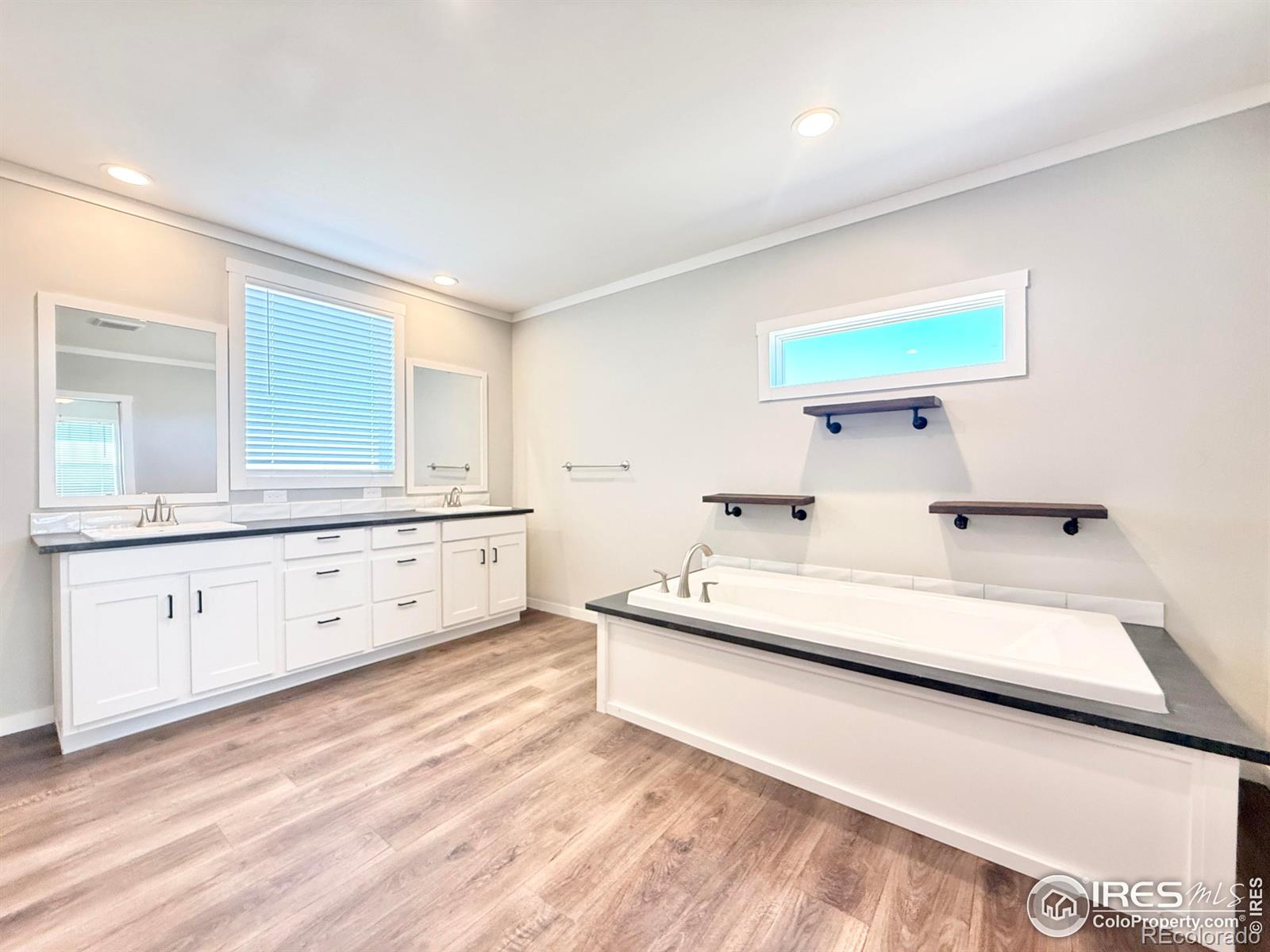 MLS Image #10 for 34201  county road 83 ,briggsdale, Colorado
