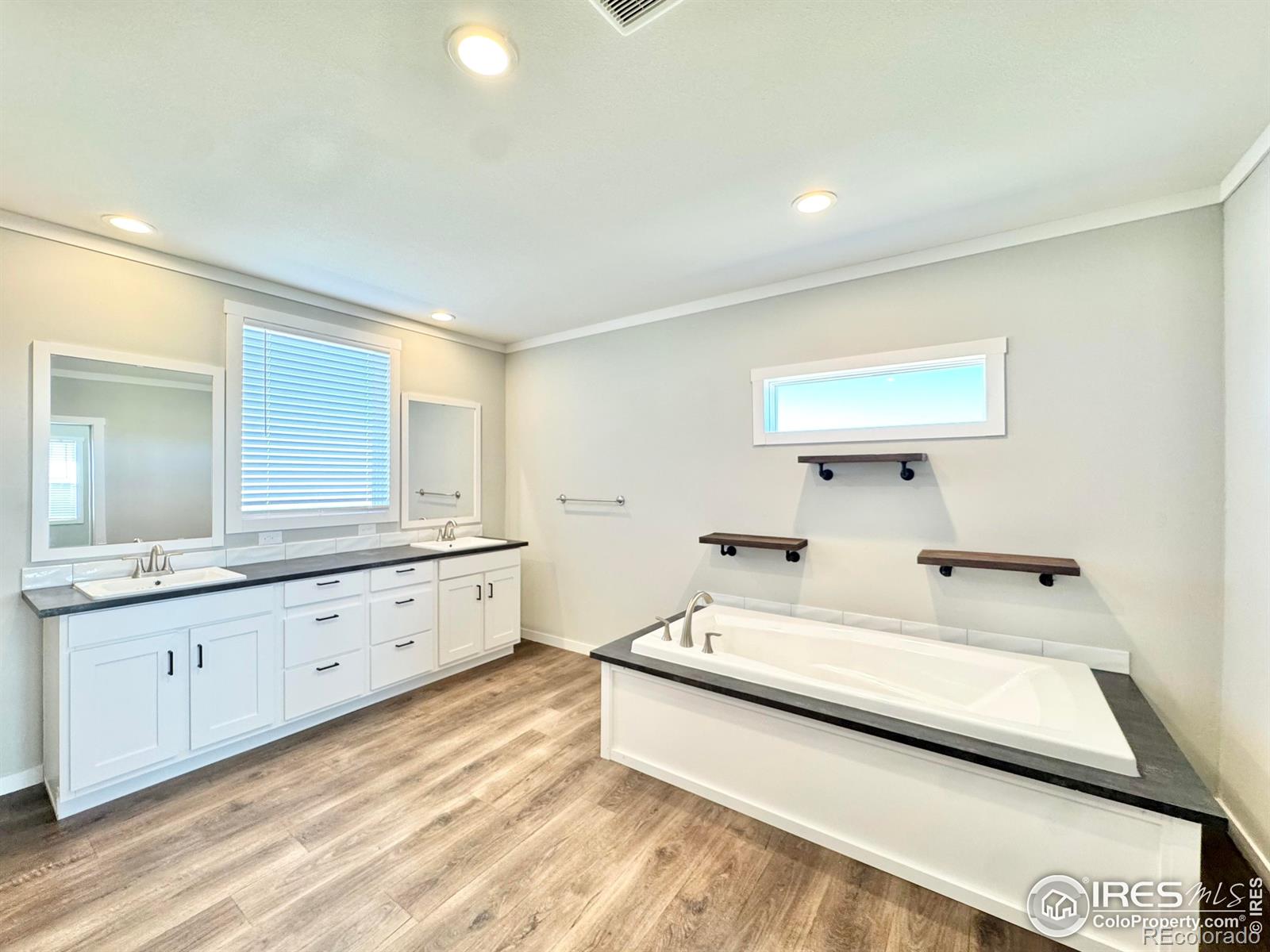 MLS Image #19 for 34201  county road 83 ,briggsdale, Colorado