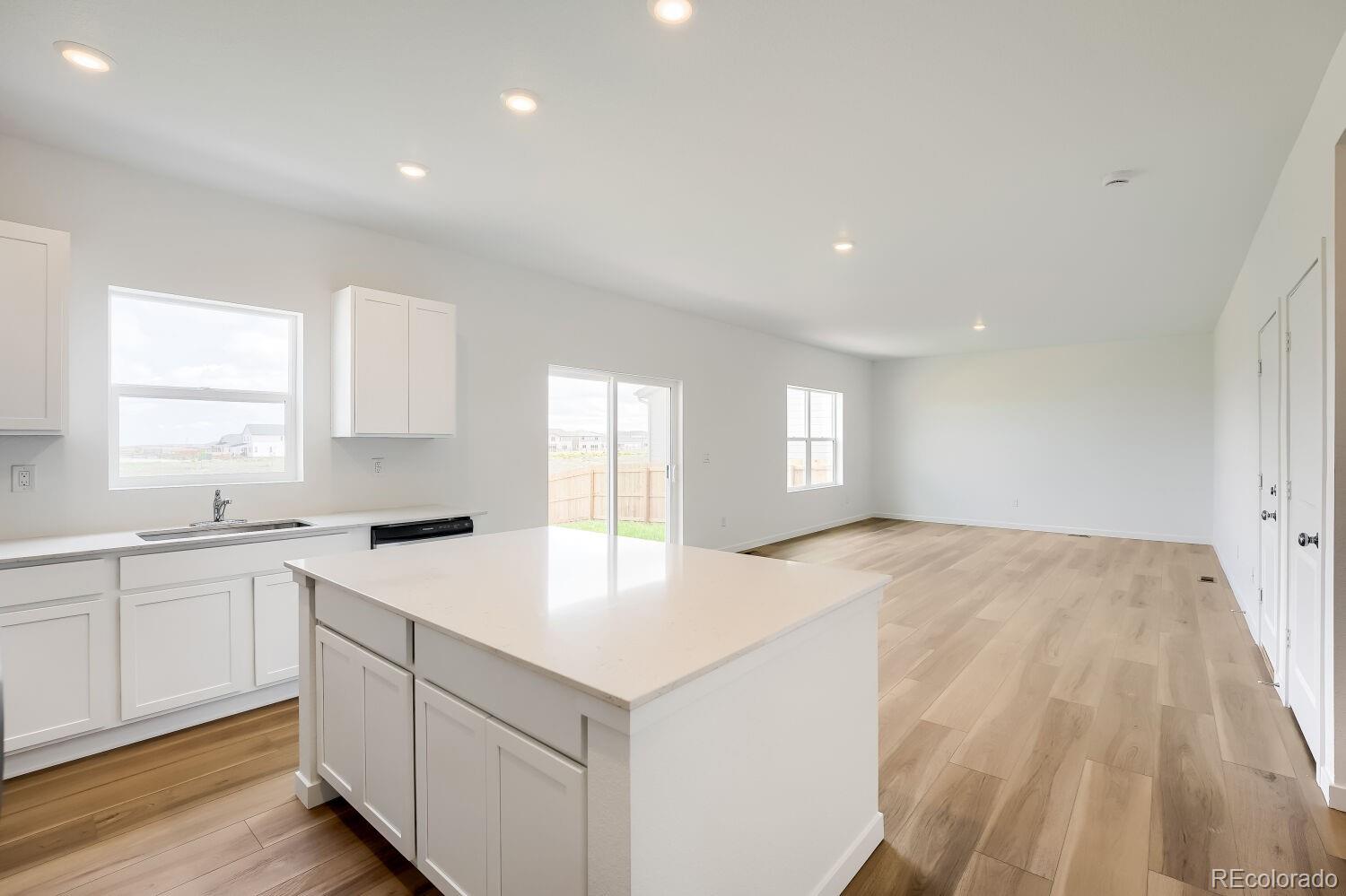 MLS Image #7 for 45883  mill avenue,bennett, Colorado
