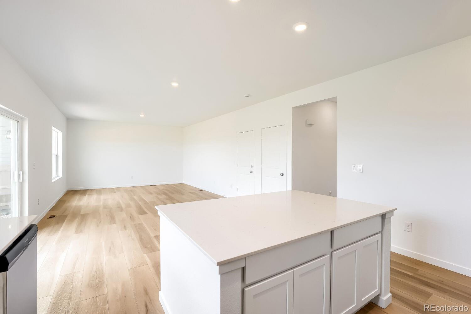 MLS Image #8 for 45883  mill avenue,bennett, Colorado