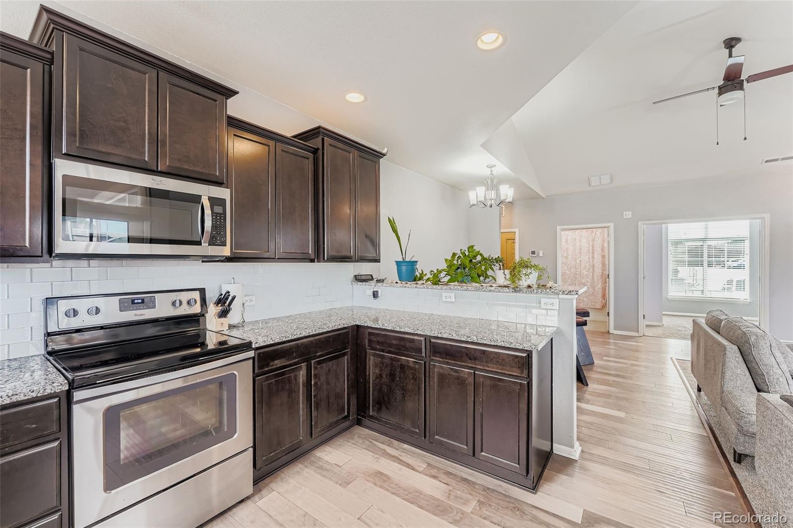 MLS Image #5 for 15233 e 16th drive ,aurora, Colorado