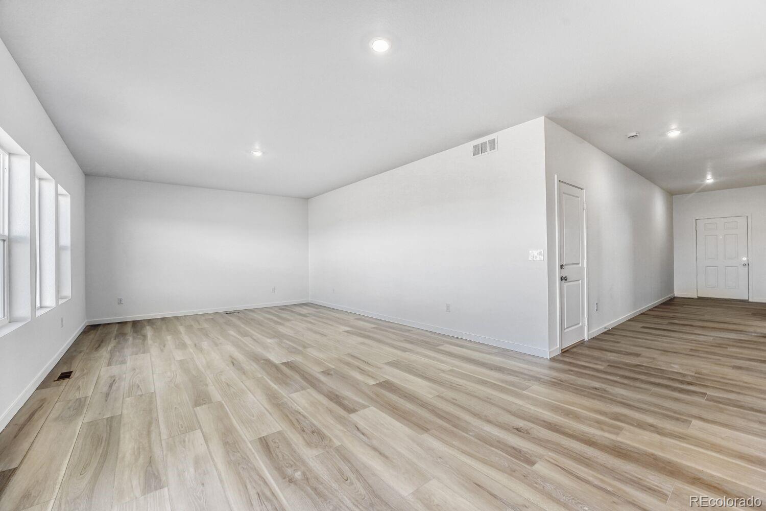 MLS Image #1 for 45867  mill avenue,bennett, Colorado