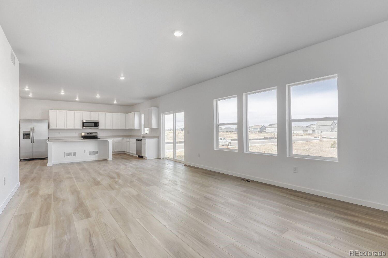 MLS Image #2 for 45867  mill avenue,bennett, Colorado