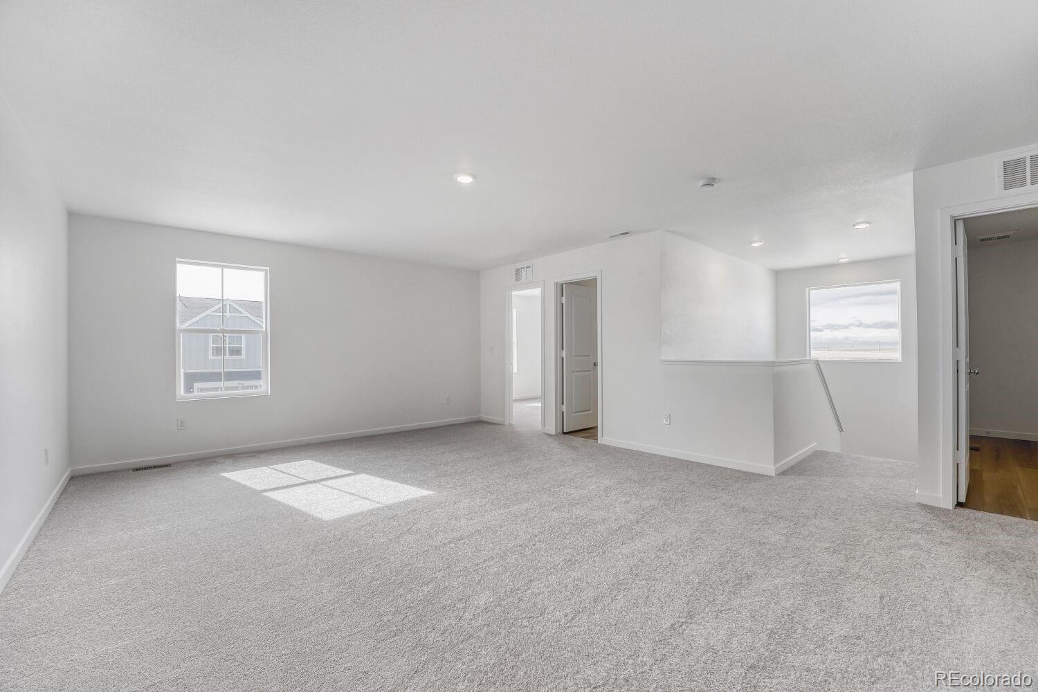 MLS Image #7 for 45867  mill avenue,bennett, Colorado