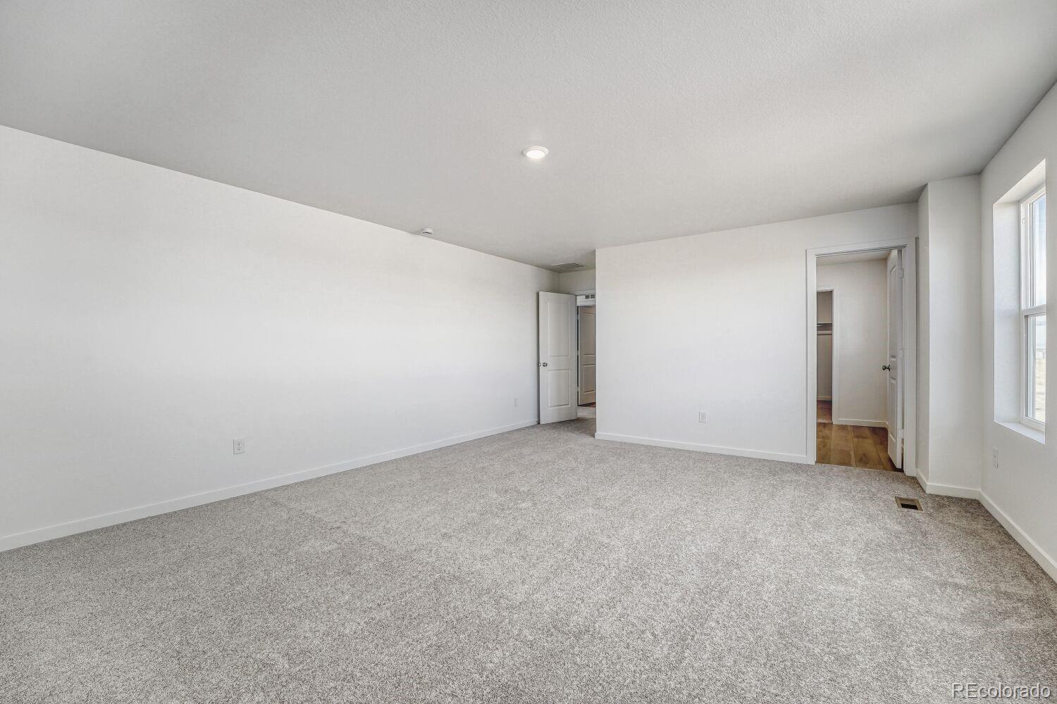 MLS Image #8 for 45867  mill avenue,bennett, Colorado