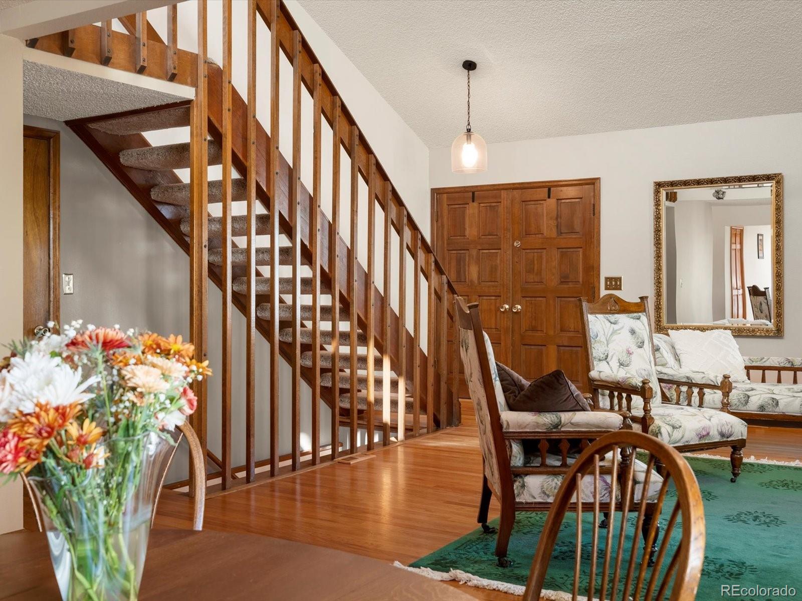 MLS Image #11 for 6166 e mineral place,centennial, Colorado