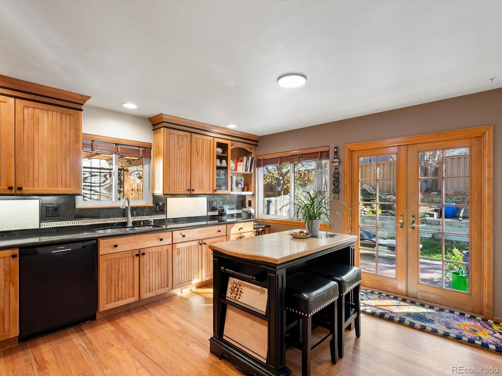 MLS Image #14 for 6166 e mineral place,centennial, Colorado