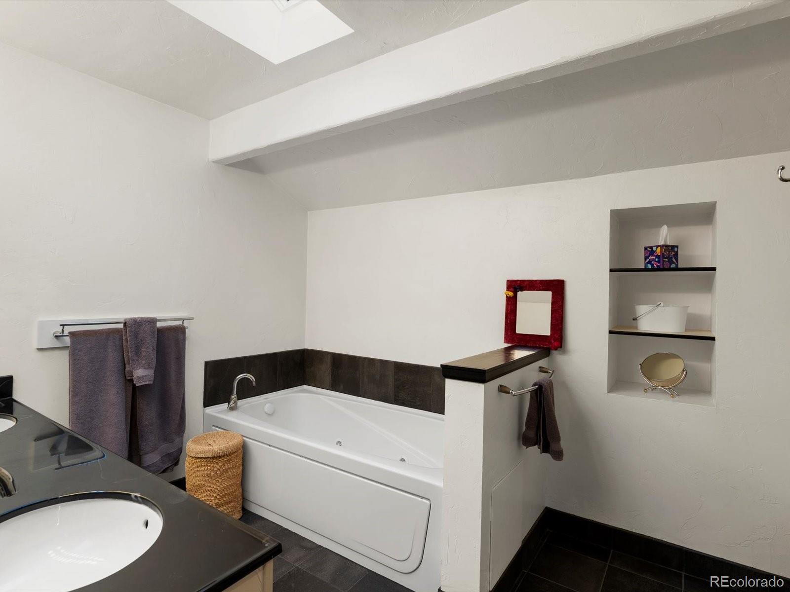 MLS Image #32 for 6166 e mineral place,centennial, Colorado