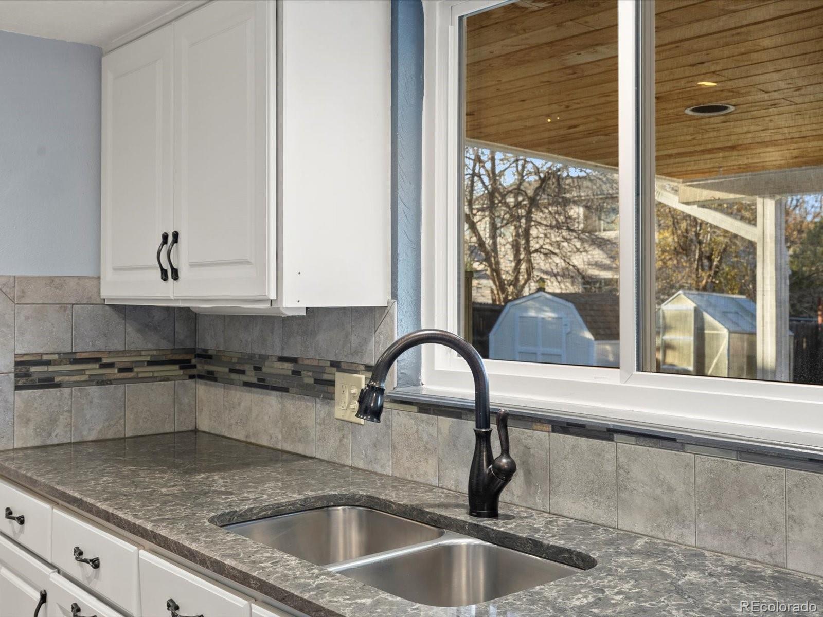 MLS Image #17 for 10815 w alamo place,littleton, Colorado