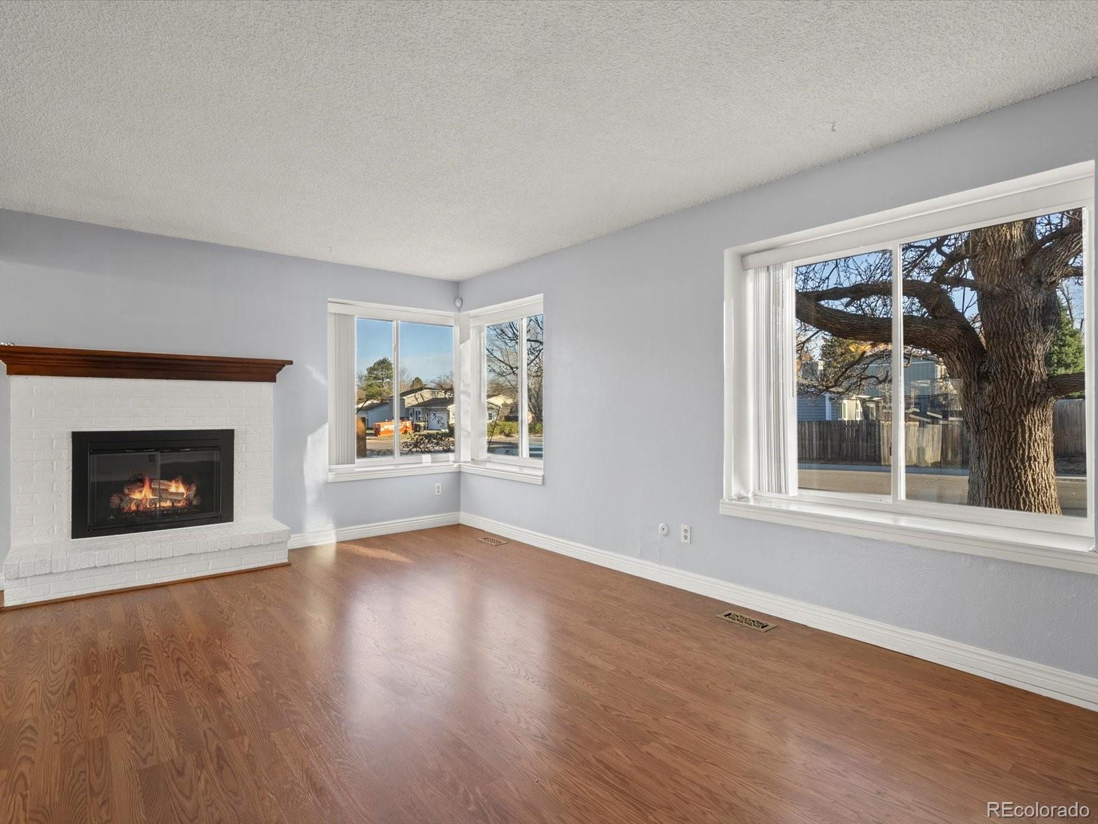 MLS Image #6 for 10815 w alamo place,littleton, Colorado