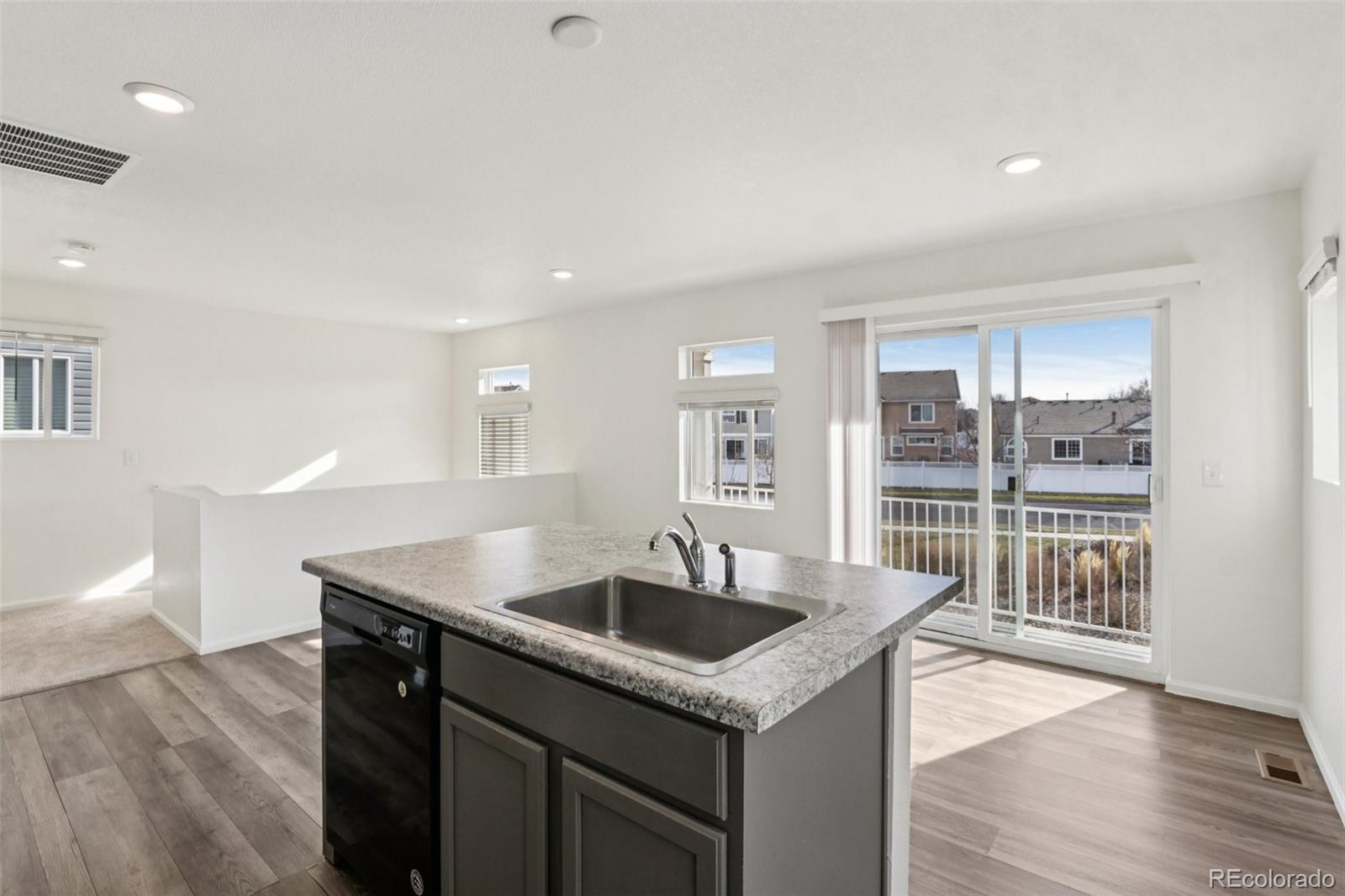 MLS Image #11 for 5362 n argonne street,denver, Colorado