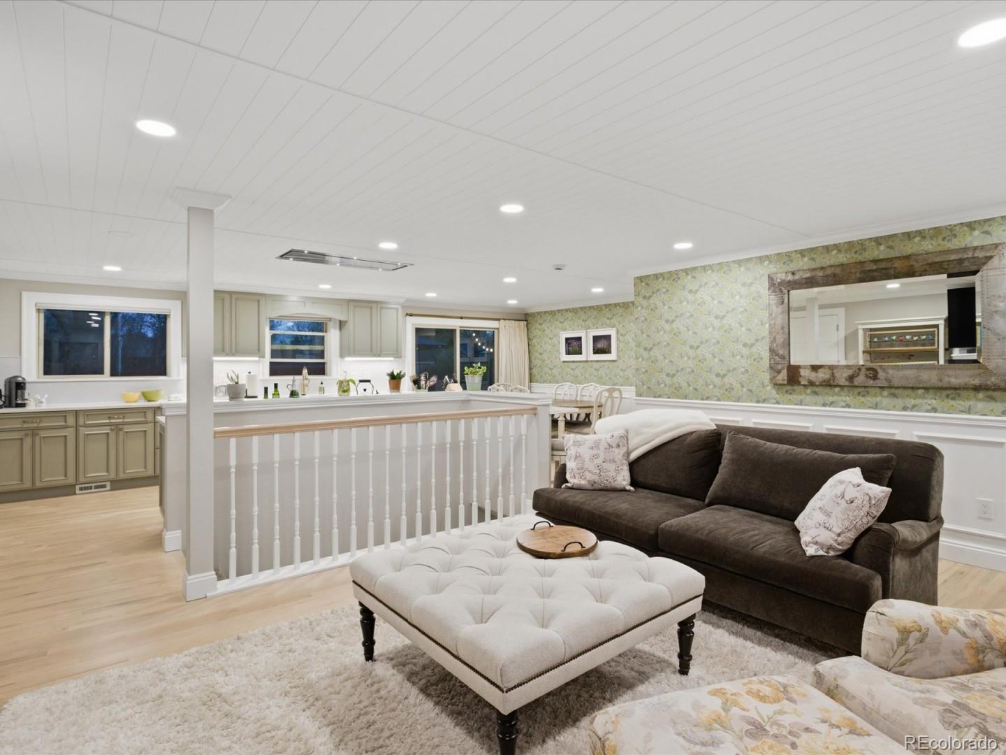 MLS Image #3 for 6512 s sherman street,centennial, Colorado