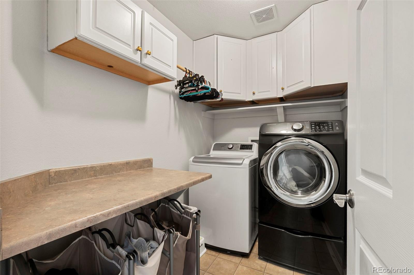 MLS Image #17 for 3725 s nepal street,aurora, Colorado