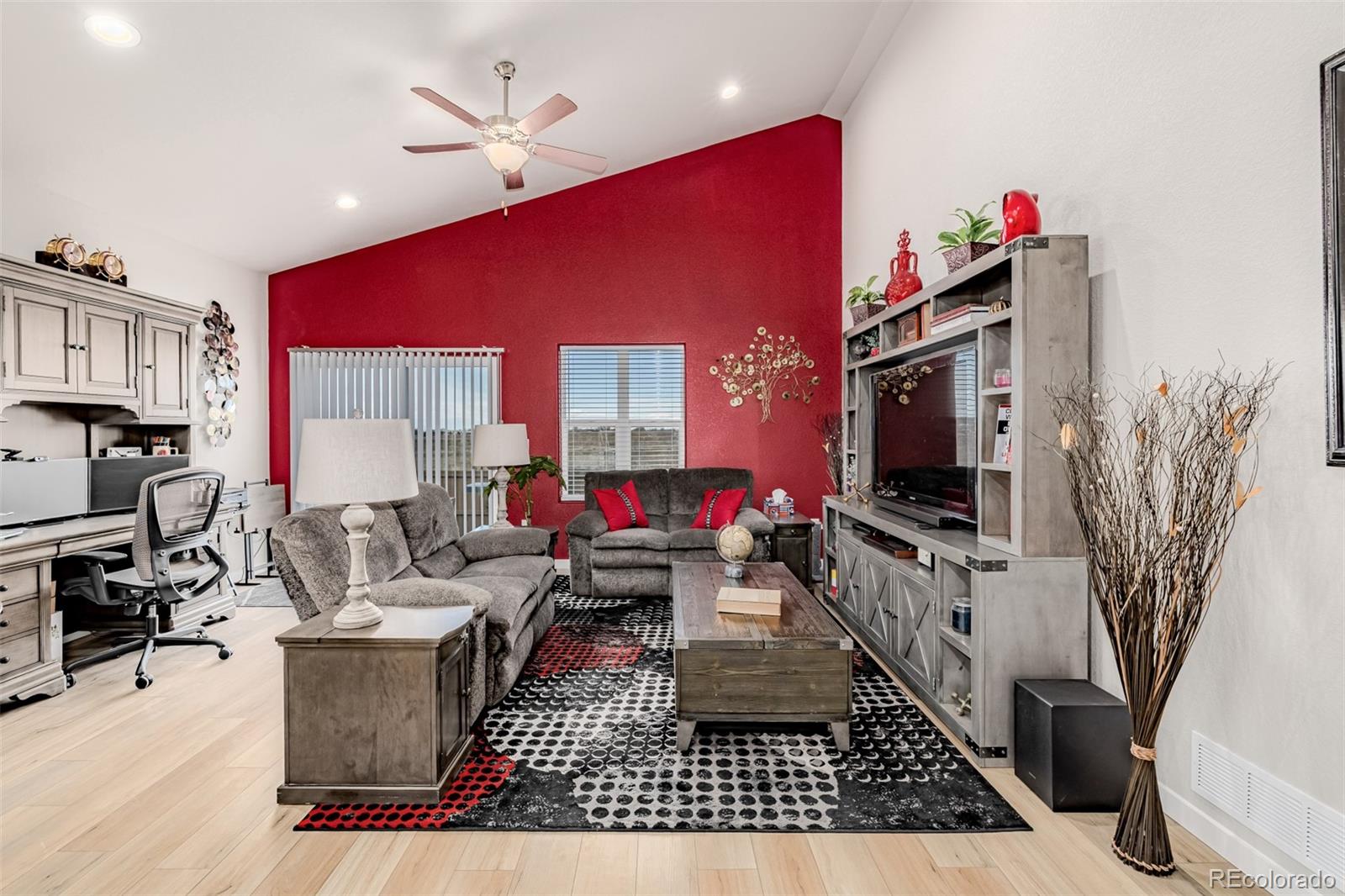 MLS Image #10 for 288  chipeta way,lochbuie, Colorado