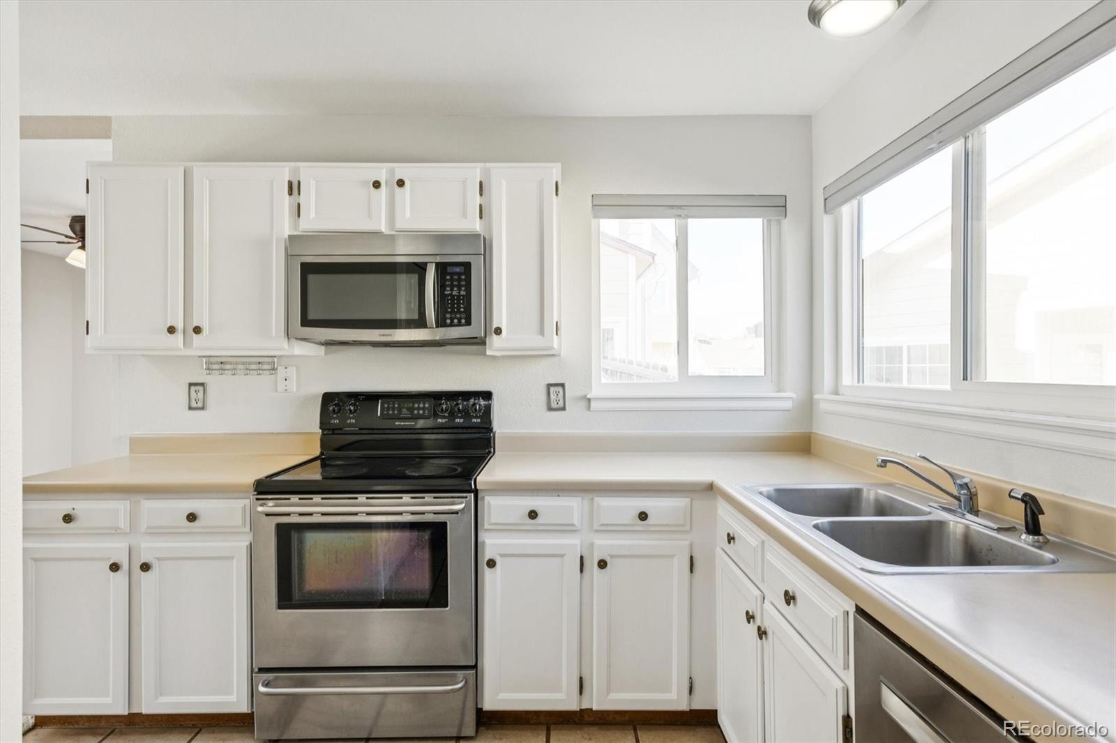MLS Image #11 for 10279 w fair avenue b,littleton, Colorado
