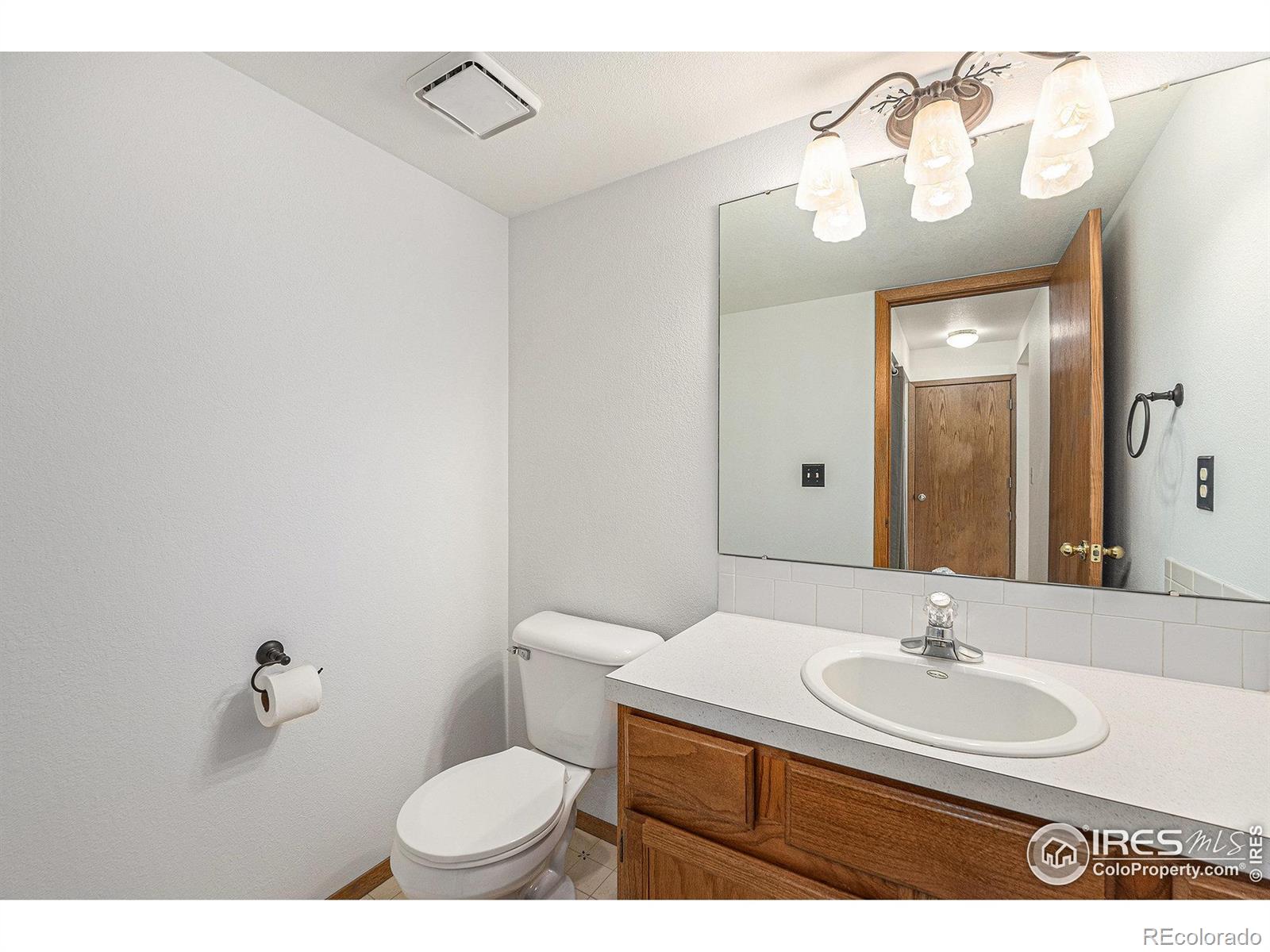 MLS Image #26 for 1835  winchester court,loveland, Colorado
