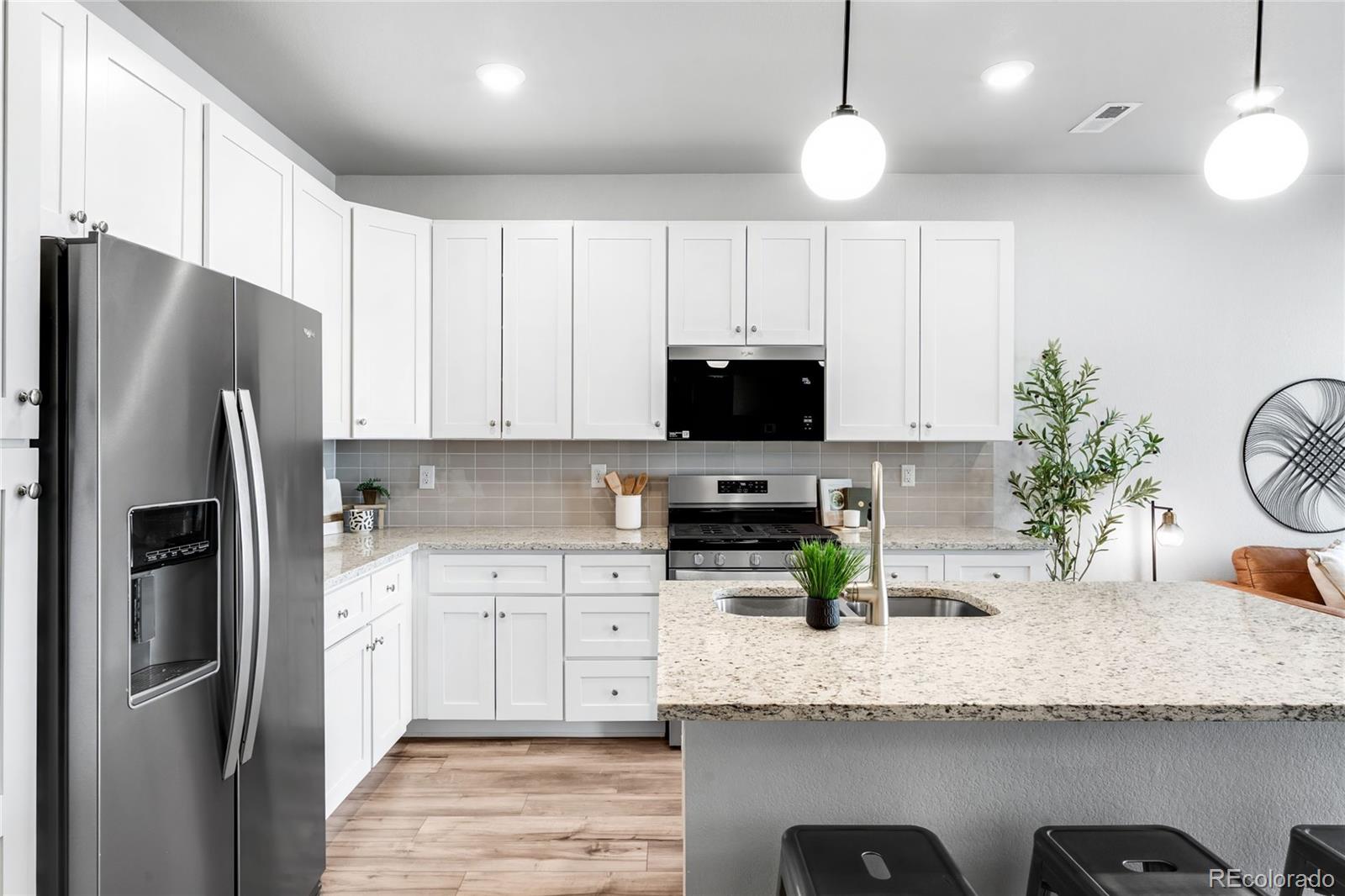 MLS Image #6 for 1983 s poplar court,denver, Colorado