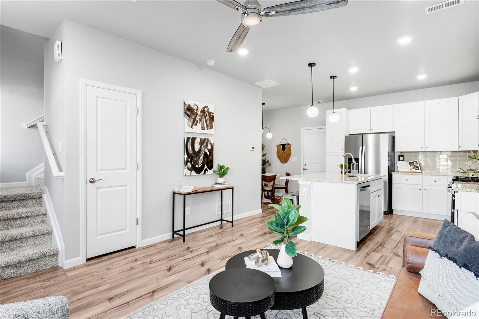 MLS Image #7 for 1983 s poplar court,denver, Colorado