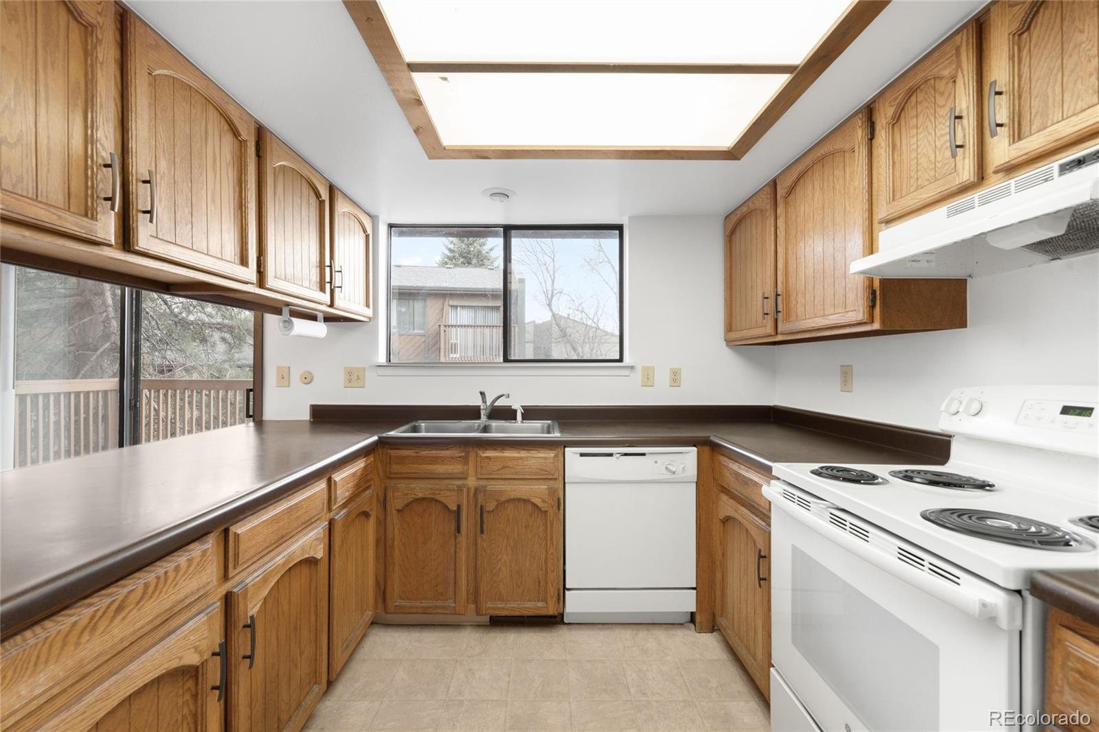 MLS Image #16 for 12615 w bayaud avenue,lakewood, Colorado