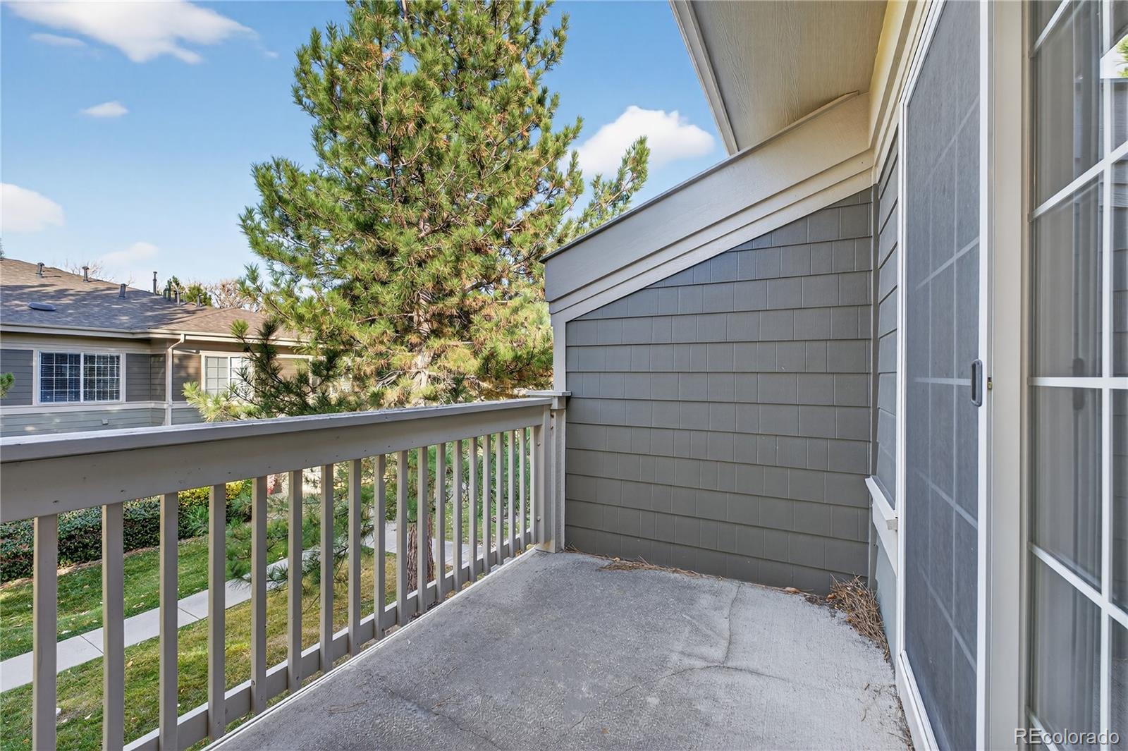 MLS Image #14 for 8105 e 11th avenue 2b,denver, Colorado