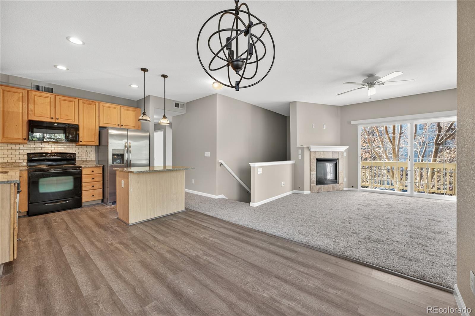 MLS Image #5 for 8105 e 11th avenue 2b,denver, Colorado