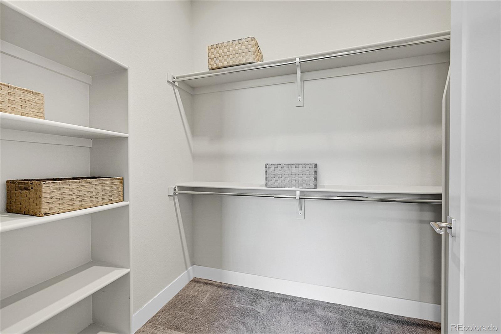 MLS Image #14 for 6619 e lowry boulevard 112,denver, Colorado