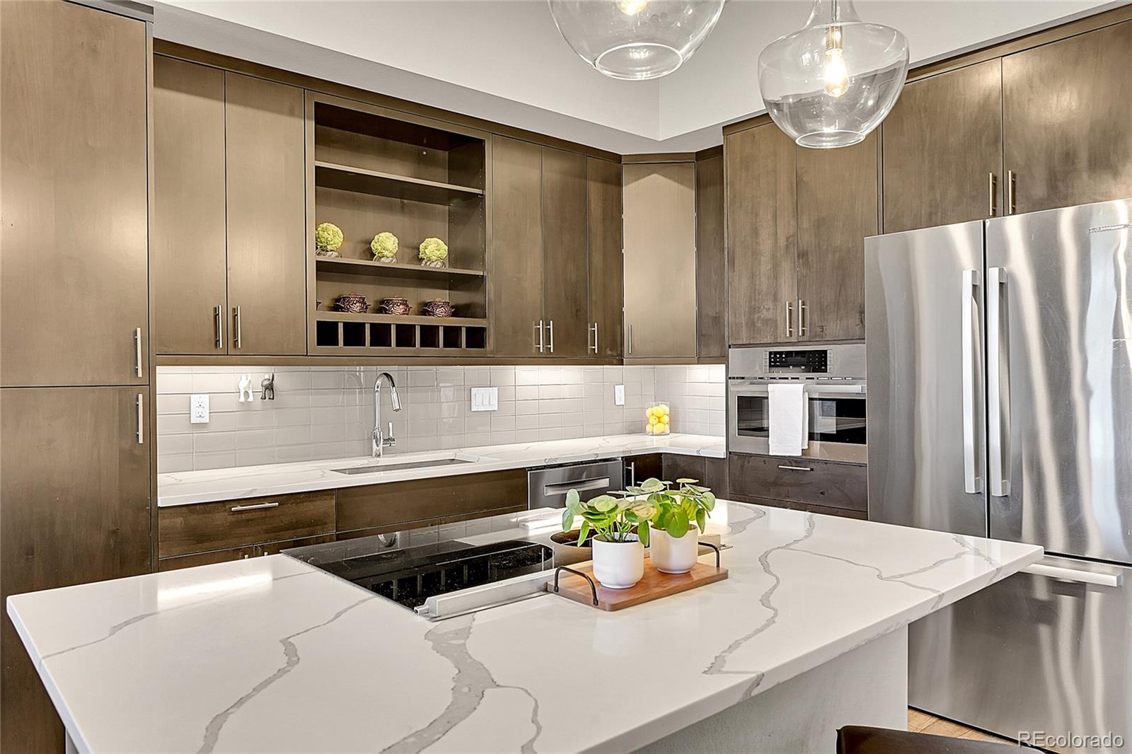 MLS Image #2 for 6619 e lowry boulevard 112,denver, Colorado