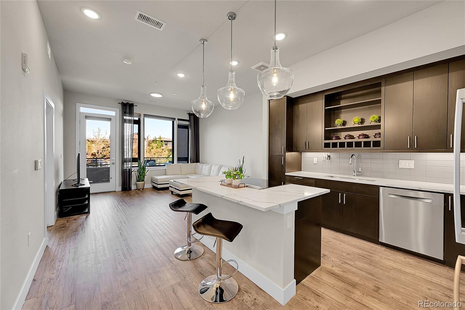 MLS Image #6 for 6619 e lowry boulevard 112,denver, Colorado