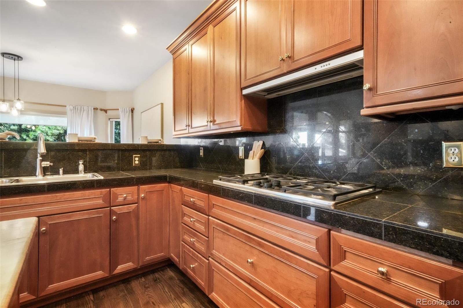 MLS Image #15 for 16150  cliffrock court,colorado springs, Colorado