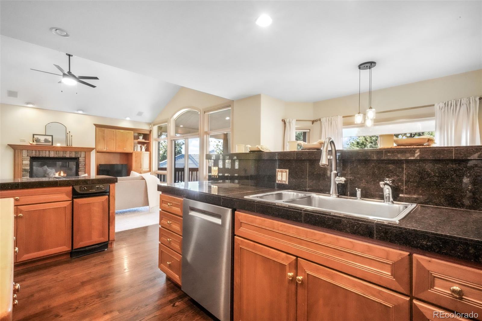 MLS Image #16 for 16150  cliffrock court,colorado springs, Colorado