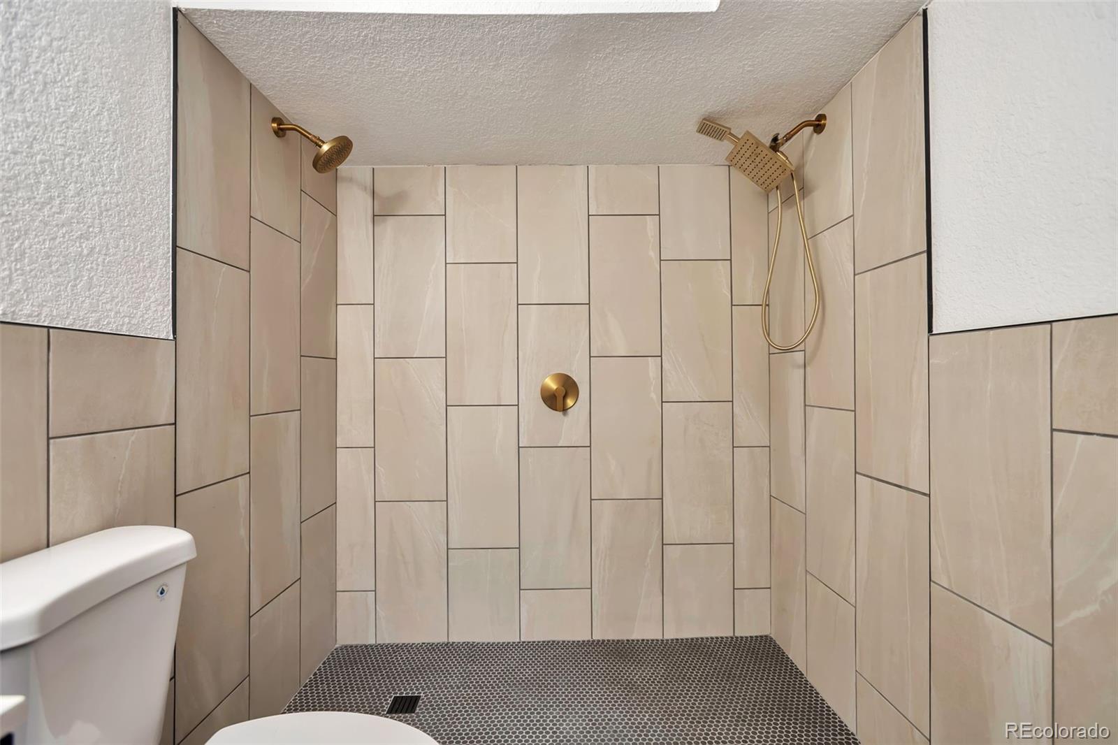 MLS Image #17 for 15179 e columbia drive,aurora, Colorado