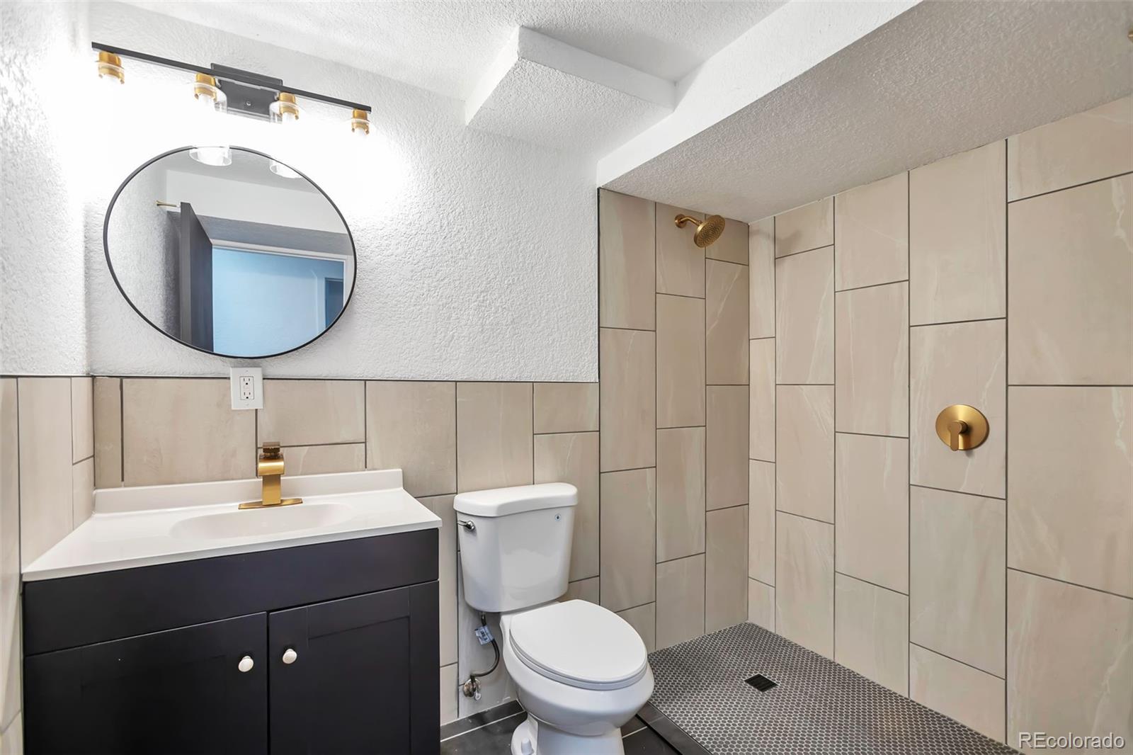 MLS Image #18 for 15179 e columbia drive,aurora, Colorado