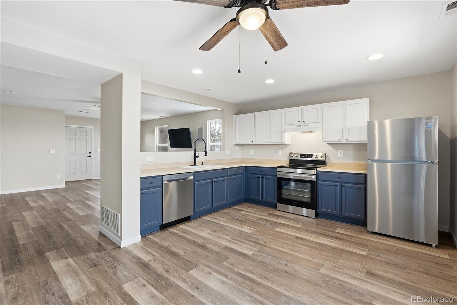 MLS Image #5 for 677  mockingbird street ,brighton, Colorado