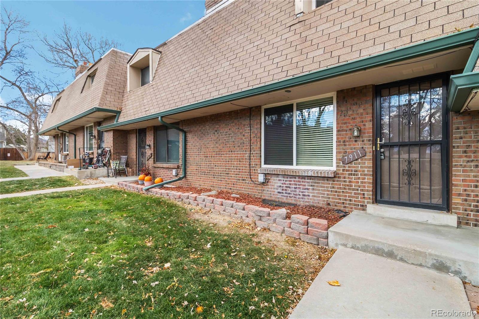 MLS Image #3 for 7911 w glasgow place,littleton, Colorado