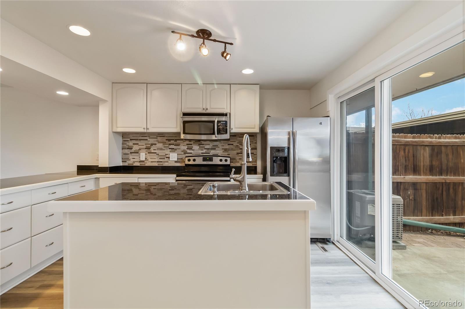 MLS Image #9 for 7911 w glasgow place,littleton, Colorado