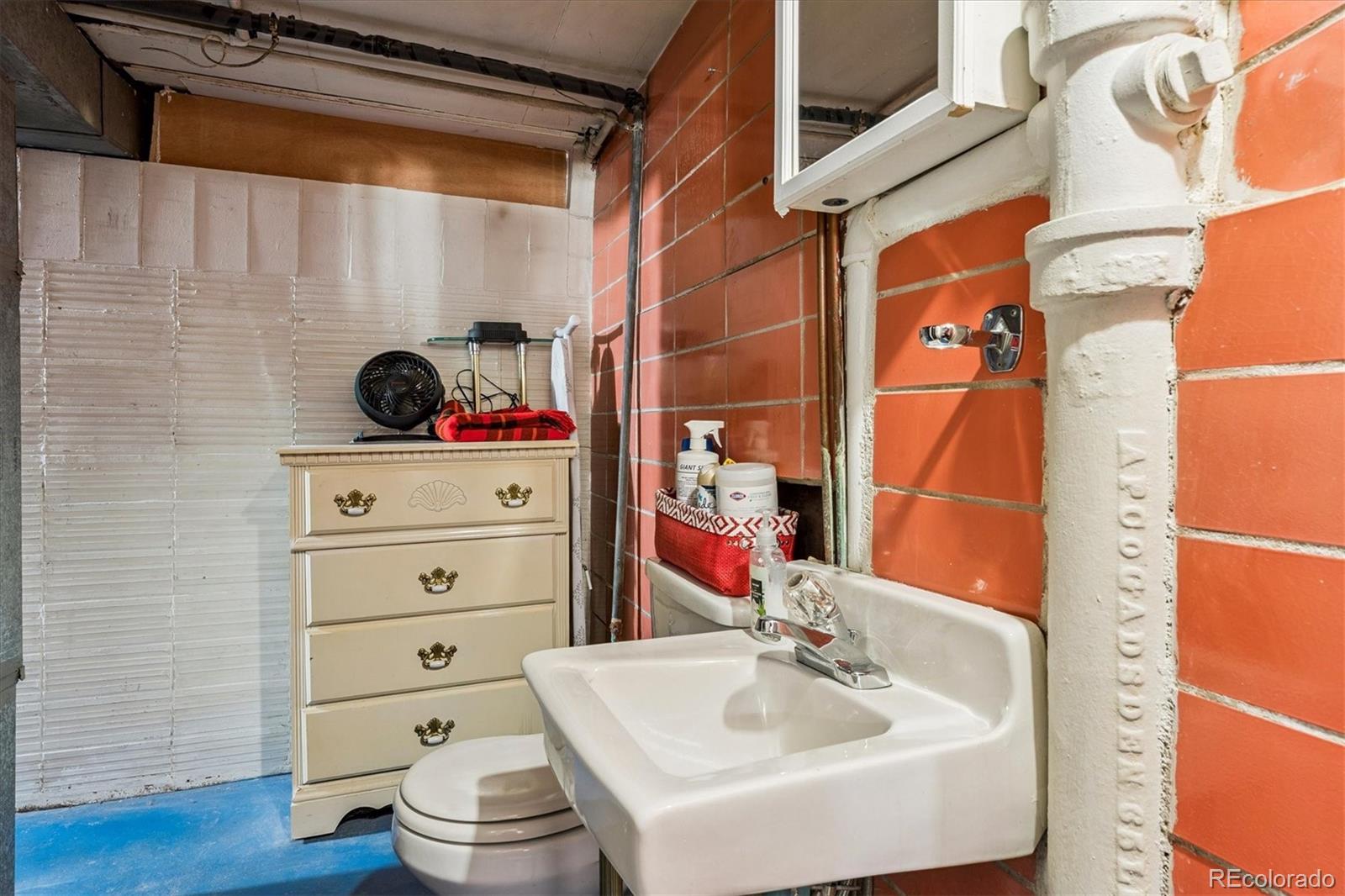 MLS Image #17 for 948  perry street,denver, Colorado