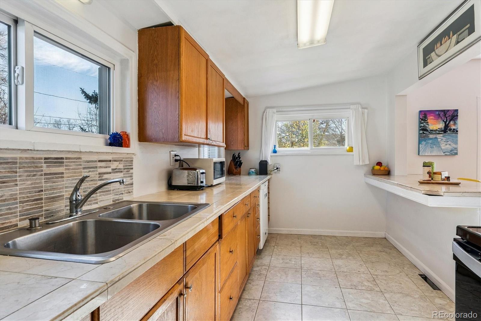 MLS Image #5 for 948  perry street,denver, Colorado
