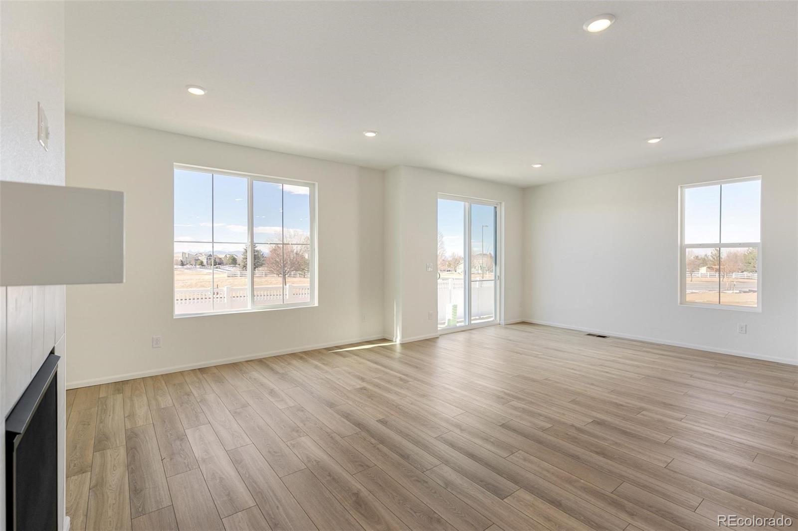 MLS Image #7 for 1661 s gold bug way,aurora, Colorado
