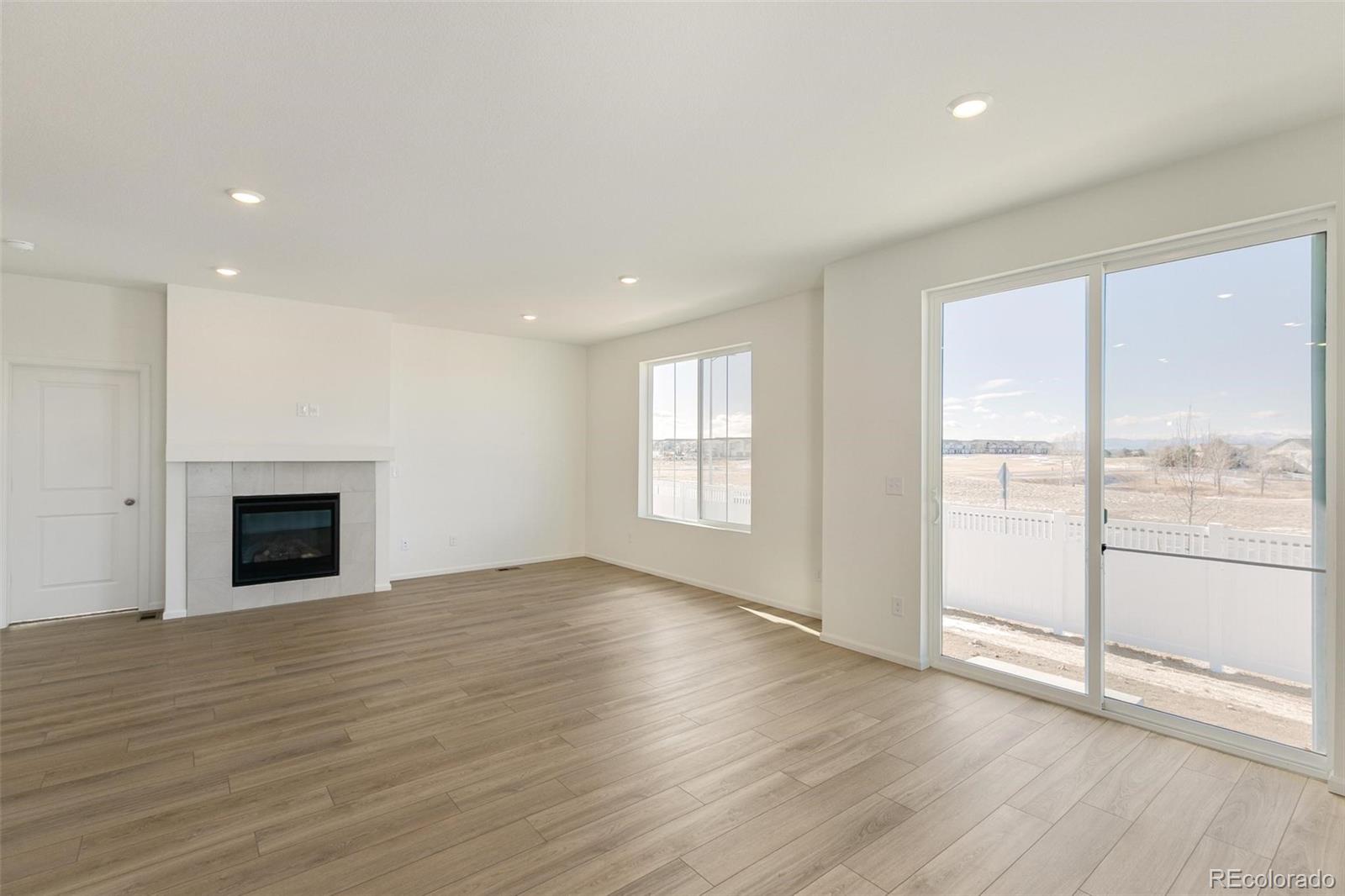 MLS Image #8 for 1661 s gold bug way,aurora, Colorado