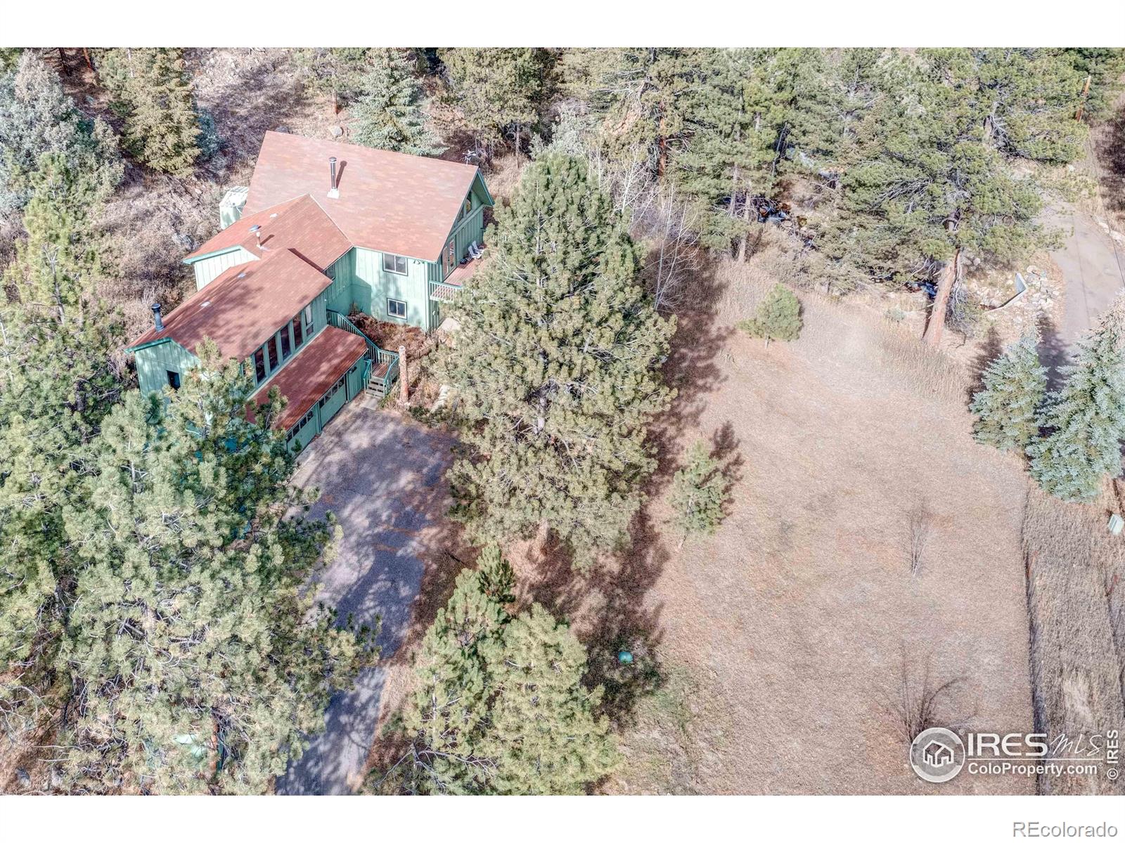 MLS Image #10 for 227  streamside drive,glen haven, Colorado