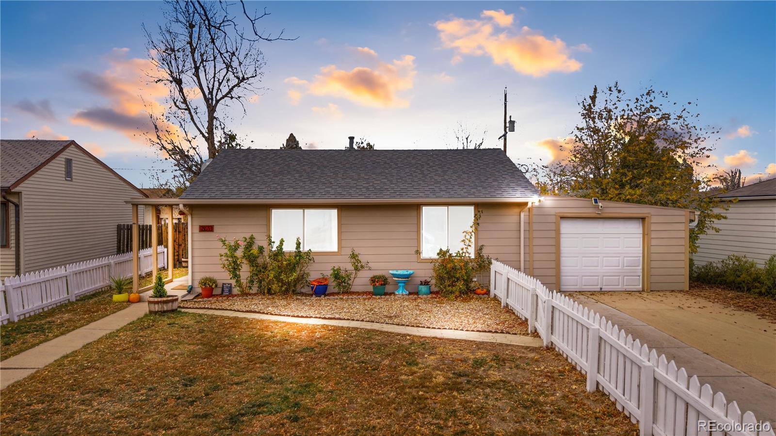 MLS Image #0 for 865  lansing street,aurora, Colorado