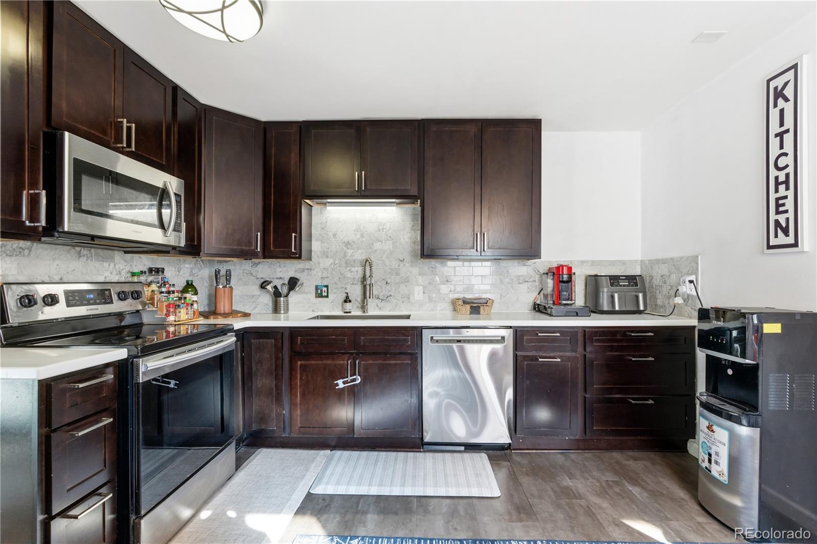 MLS Image #7 for 865  lansing street,aurora, Colorado